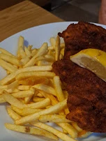 Schnitzel Mit Pommes Frites
